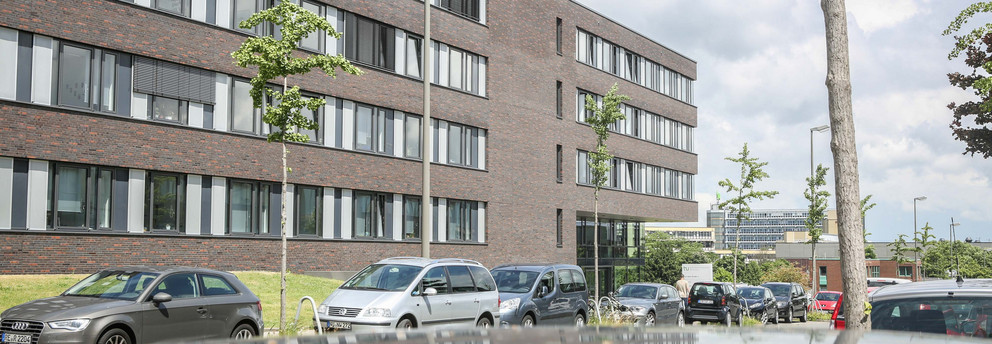 Building Computer Science The picture shows the building of the Faculty of Computer Science.